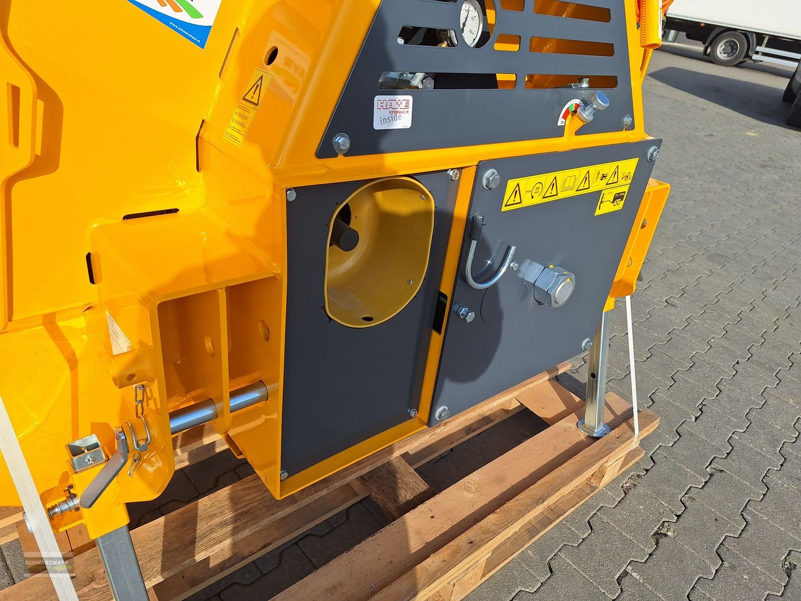 Seilwinde des Typs Uniforest FSW 70 H pro, Neumaschine in Gampern (Bild 16)