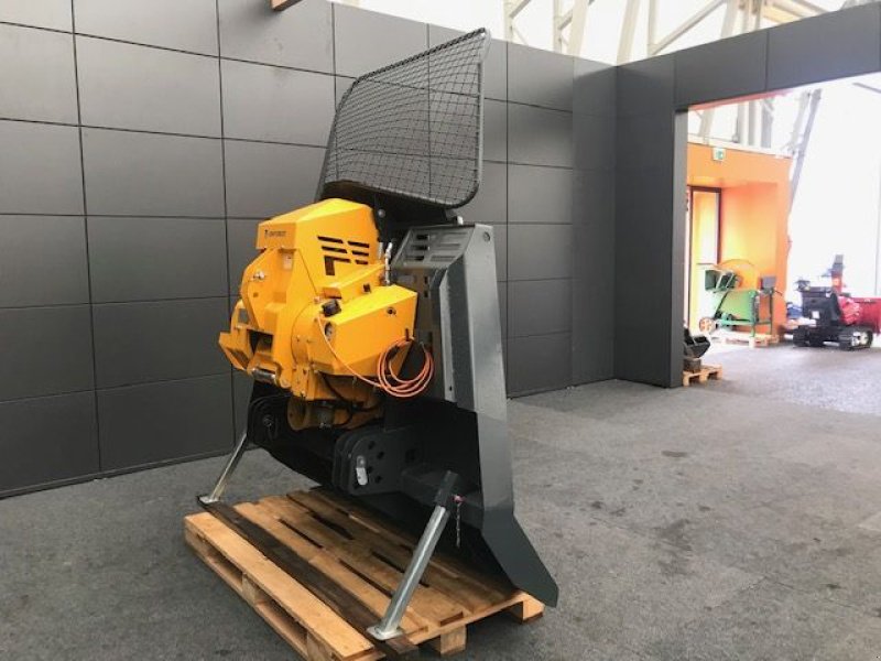 Seilwinde Türe ait Uniforest Getriebeseilwinde 120Gpower-Stop 2,20m 12to, Neumaschine içinde Tamsweg (resim 8)