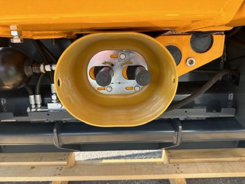 Seilwinde типа Uniforest Getriebewinde 85GF Front-Heck 2,10m & Hilfswinde, Neumaschine в Tamsweg (Фотография 10)