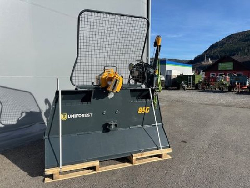 Seilwinde of the type Uniforest Getriebewinde 85GH-Stop 8,5to Hilfswinde & Funk, Neumaschine in Tamsweg (Picture 2)