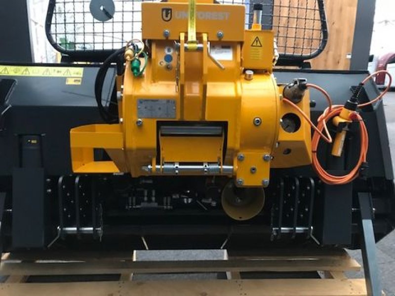 Seilwinde del tipo Uniforest Konstantzug-Kraftwinde 70GKH-Stop 2,10m 6,8to, Neumaschine In Tamsweg (Immagine 18)