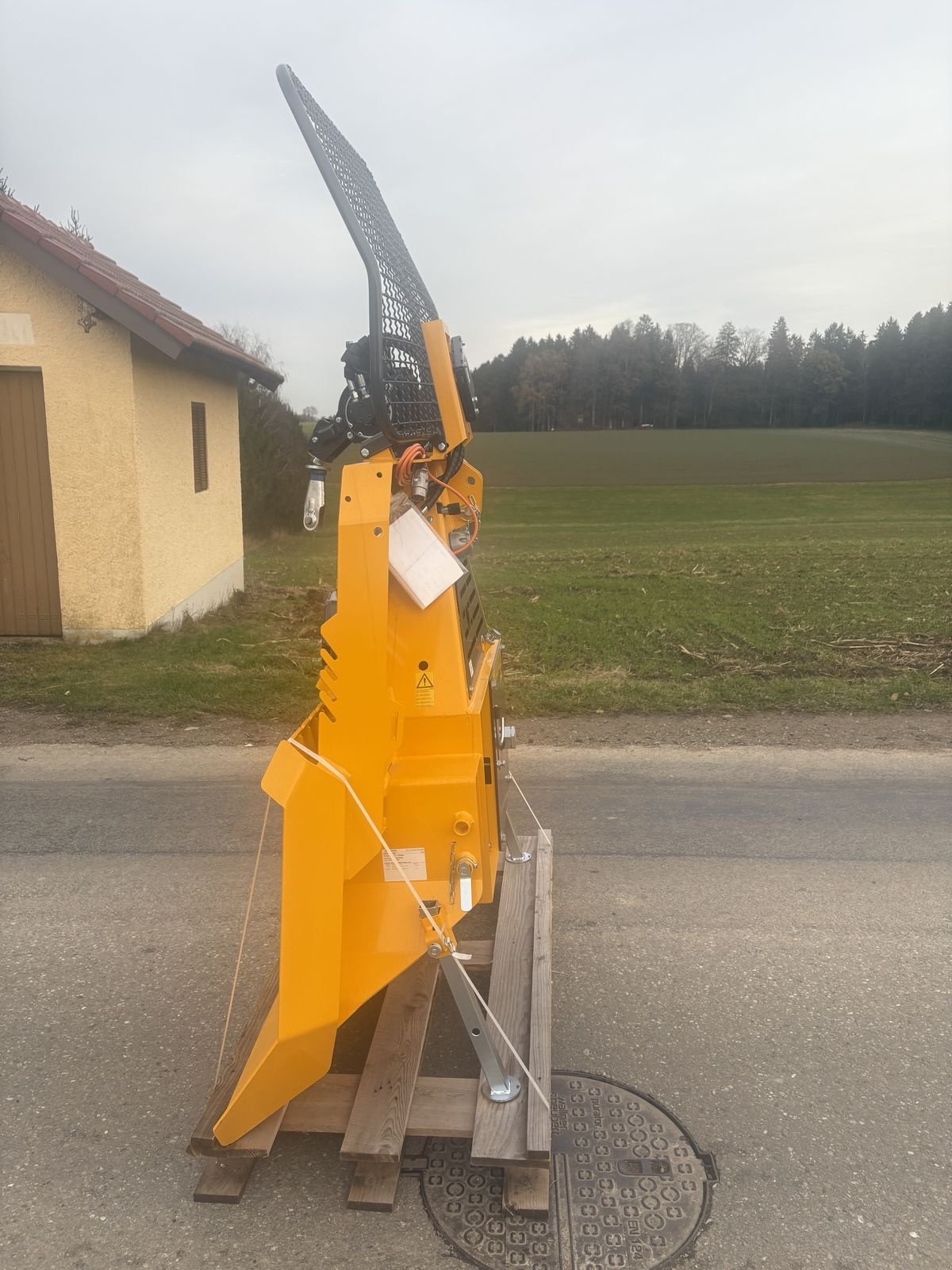 Seilwinde Türe ait Uniforest Uniforest 70Hpro+ Terra Funk FA5-D1P, Neumaschine içinde Pischelsdorf am Engelbach (resim 7)