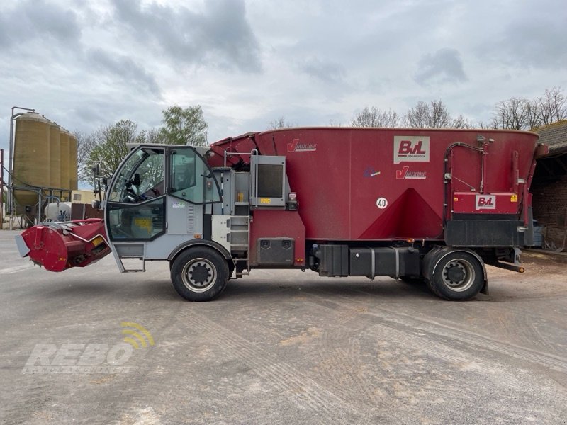 Selbstfahrer Futtermischwagen Türe ait BVL V-Mix Drive Maximus Giant 23-2S, Gebrauchtmaschine içinde Schwaförden (resim 3)