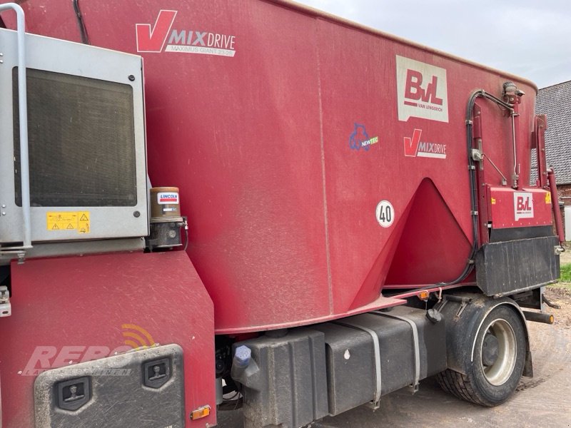 Selbstfahrer Futtermischwagen Türe ait BVL V-Mix Drive Maximus Giant 23-2S, Gebrauchtmaschine içinde Schwaförden (resim 4)