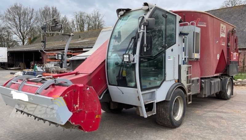 Selbstfahrer Futtermischwagen Türe ait BVL V-Mix Drive Maximus Giant 23-2S, Gebrauchtmaschine içinde Schwaförden (resim 1)
