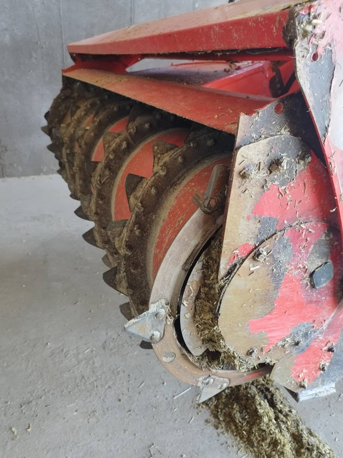 Selbstfahrer Futtermischwagen van het type Kuhn SPV 12, Gebrauchtmaschine in Le Horps (Foto 11)