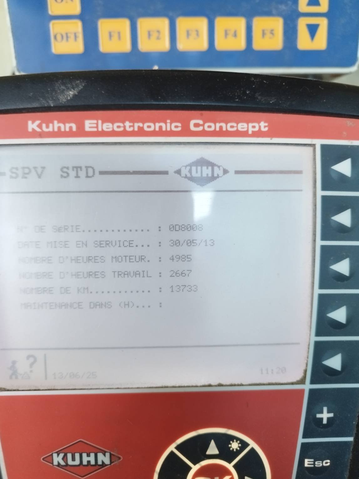 Selbstfahrer Futtermischwagen des Typs Kuhn SPV 12, Gebrauchtmaschine in Le Horps (Bild 10)