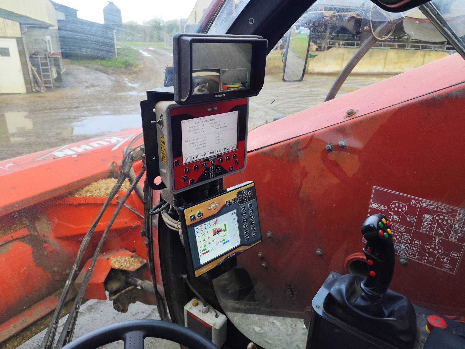 Selbstfahrer Futtermischwagen typu Kuhn SPW INTENSE 16.2 CS, Gebrauchtmaschine v Le Horps (Obrázok 5)