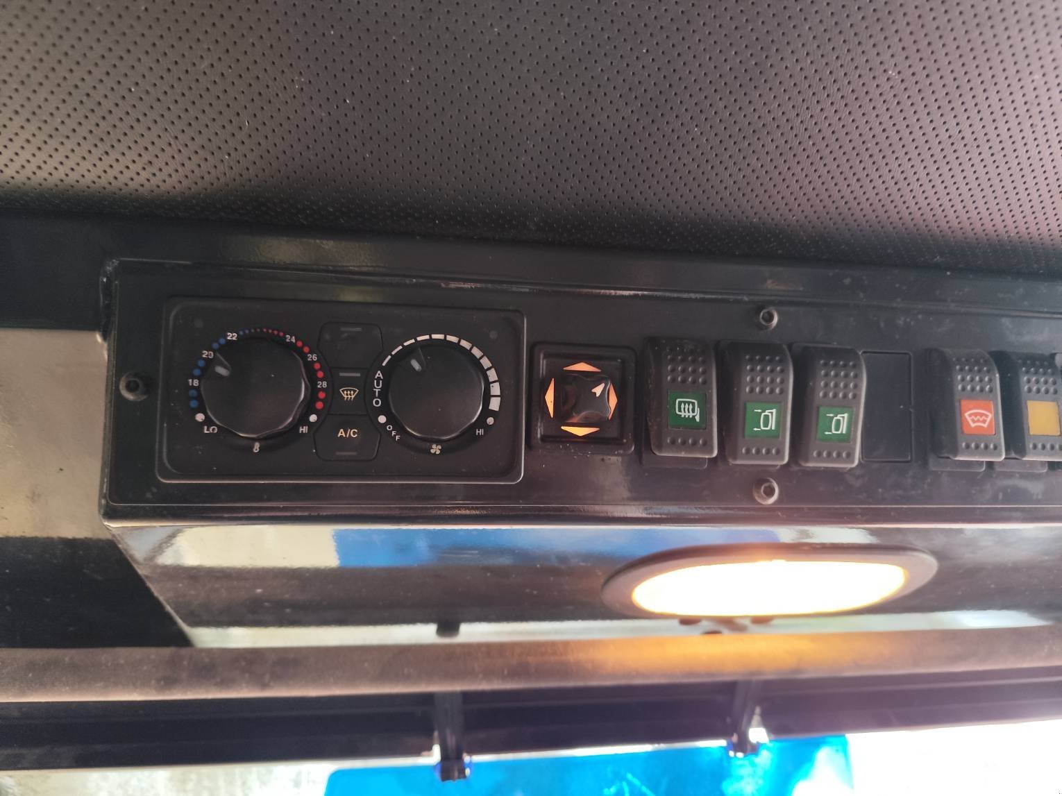 Selbstfahrer Futtermischwagen typu Kuhn SPW INTENSE 16.2 CS, Gebrauchtmaschine v Le Horps (Obrázek 10)