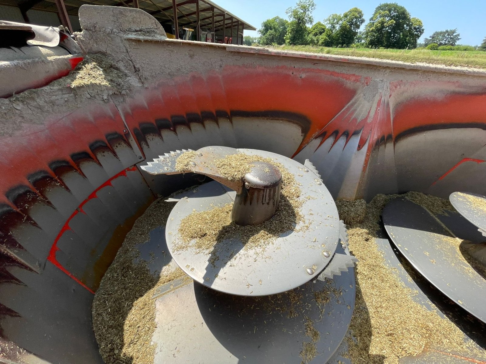 Selbstfahrer Futtermischwagen Türe ait Kuhn SPW INTENSE 19.2 CL, Gebrauchtmaschine içinde Le Horps (resim 7)