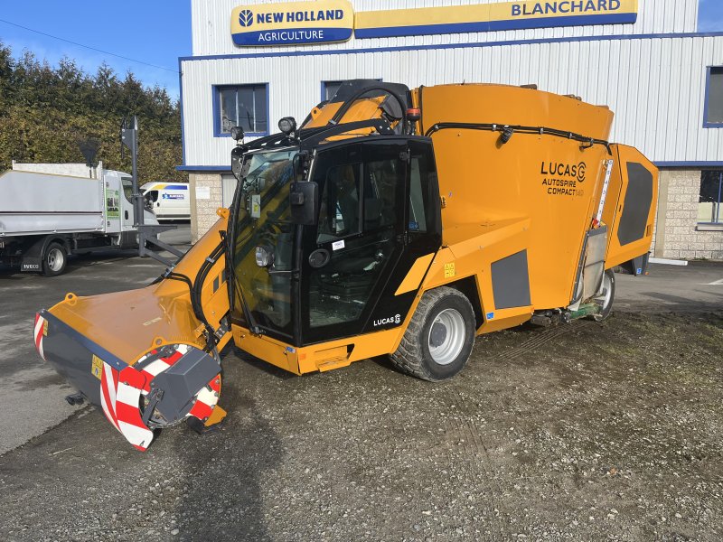 Selbstfahrer Futtermischwagen типа Lucas AUTOSPIRE 140 COMPACT, Gebrauchtmaschine в TREMEUR