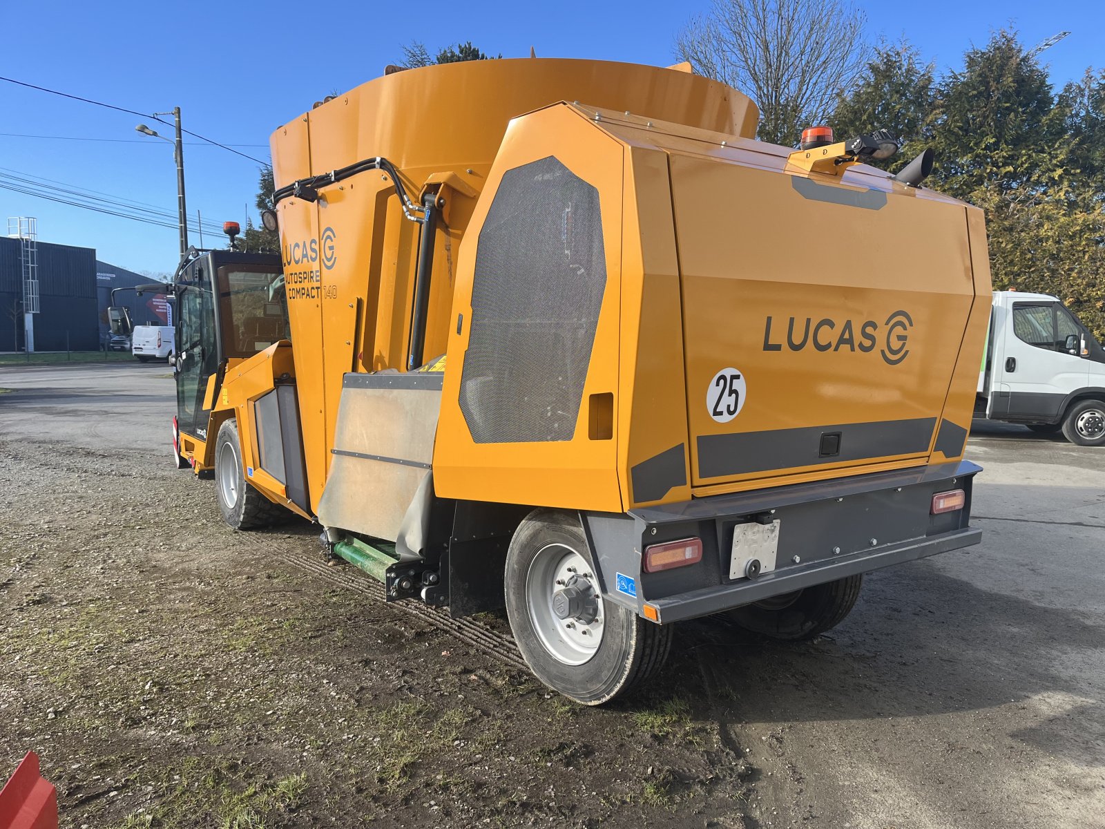 Selbstfahrer Futtermischwagen типа Lucas AUTOSPIRE 140 COMPACT, Gebrauchtmaschine в TREMEUR (Фотография 2)