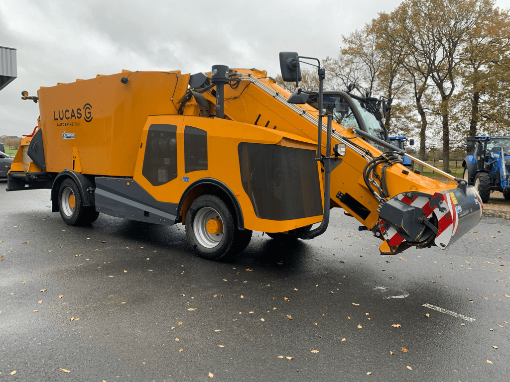 Selbstfahrer Futtermischwagen typu Lucas AUTOSPIRE 160, Gebrauchtmaschine v TREMEUR (Obrázek 2)