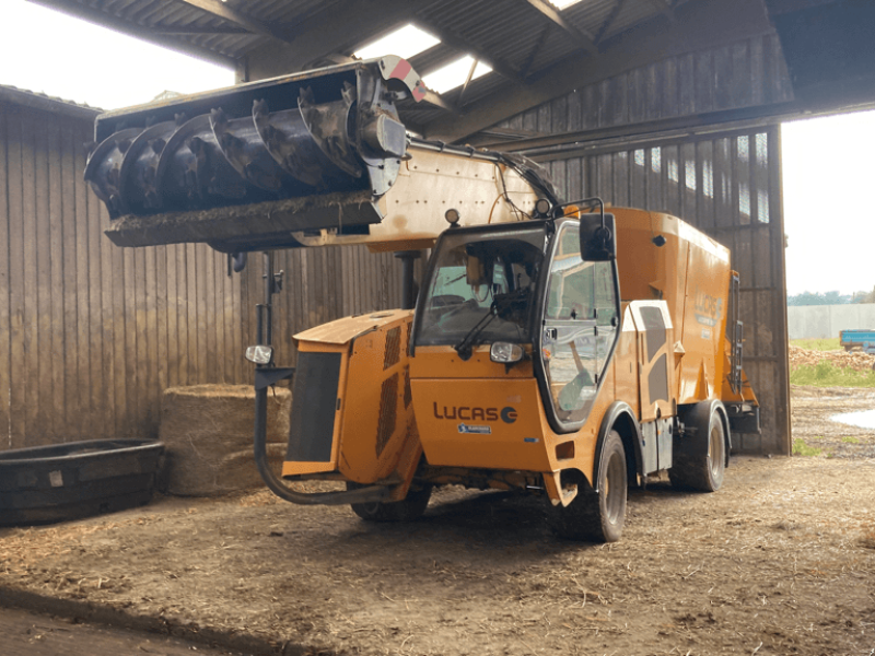 Lucas AUTOSPIRE 180, Gebrauchtmaschine, Rok výroby: 2017 (Obrázek 1) Selbstfahrer Futtermischwagen typu Lucas AUTOSPIRE 180, Gebrauchtmaschine v CONDE SUR VIRE (Obrázek 1)