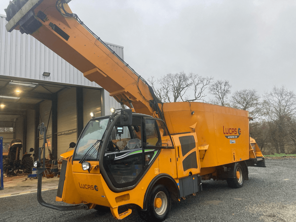 Selbstfahrer Futtermischwagen typu Lucas AUTOSPIRE 240, Gebrauchtmaschine v TREMEUR (Obrázek 5)