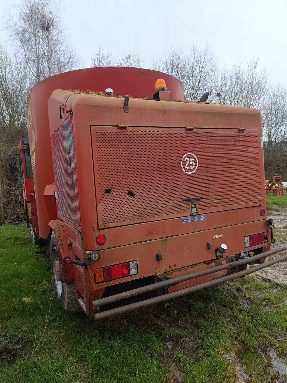 Selbstfahrer Futtermischwagen des Typs RMH VSL 16, Gebrauchtmaschine in Le Horps (Bild 4)