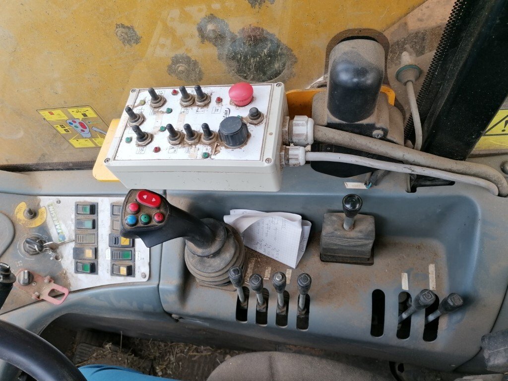 Selbstfahrer Futtermischwagen des Typs Sonstige AMIRAL, Gebrauchtmaschine in Le Horps (Bild 11)