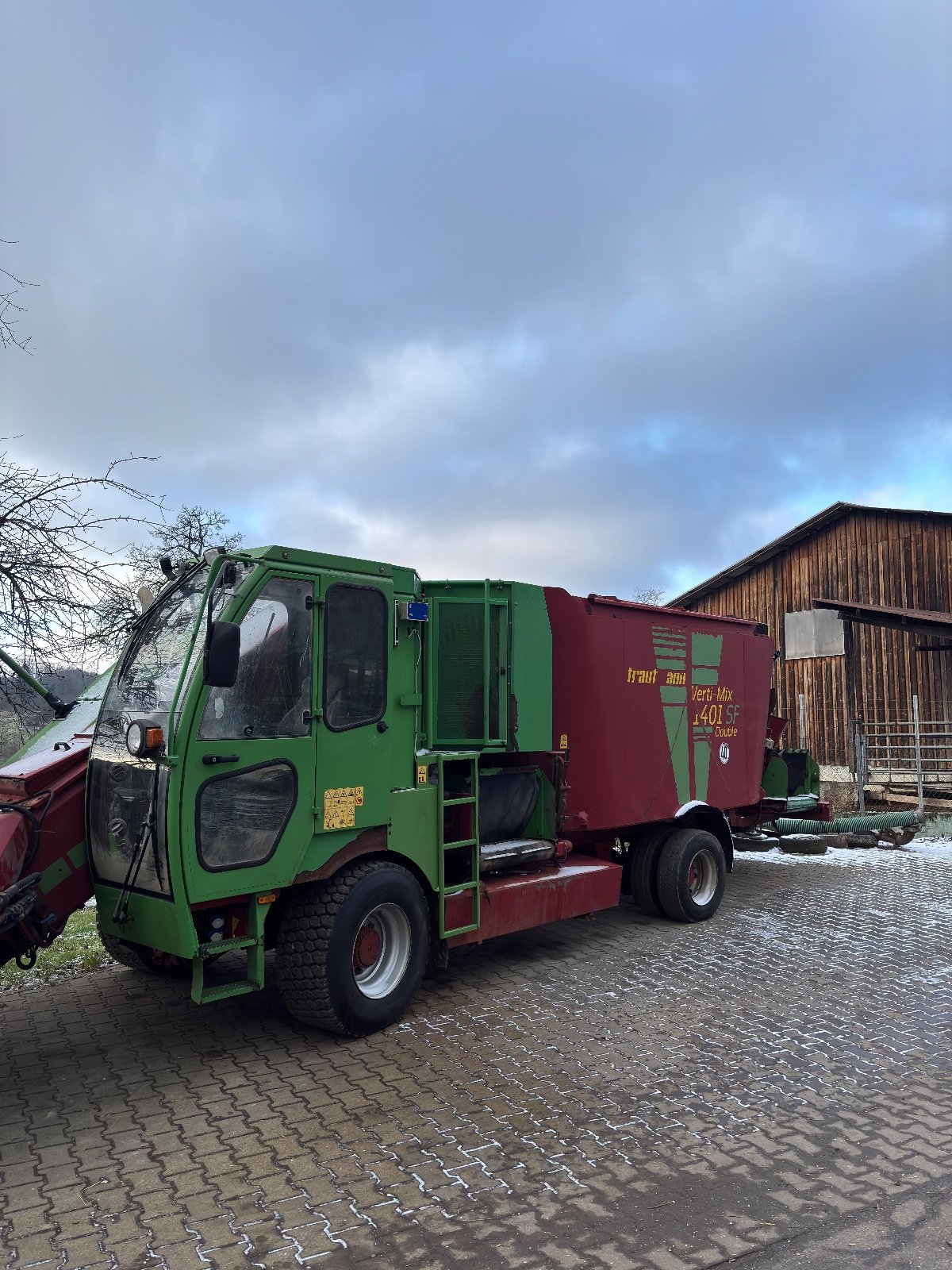 Selbstfahrer Futtermischwagen of the type Strautmann Verti-Mix 1401 SF Double, Gebrauchtmaschine in Deggenhausertal  (Picture 2)