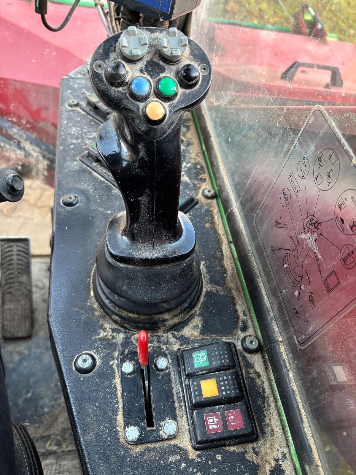 Selbstfahrer Futtermischwagen от тип Strautmann Verti-Mix 1401 SF Double, Gebrauchtmaschine в Deggenhausertal  (Снимка 5)