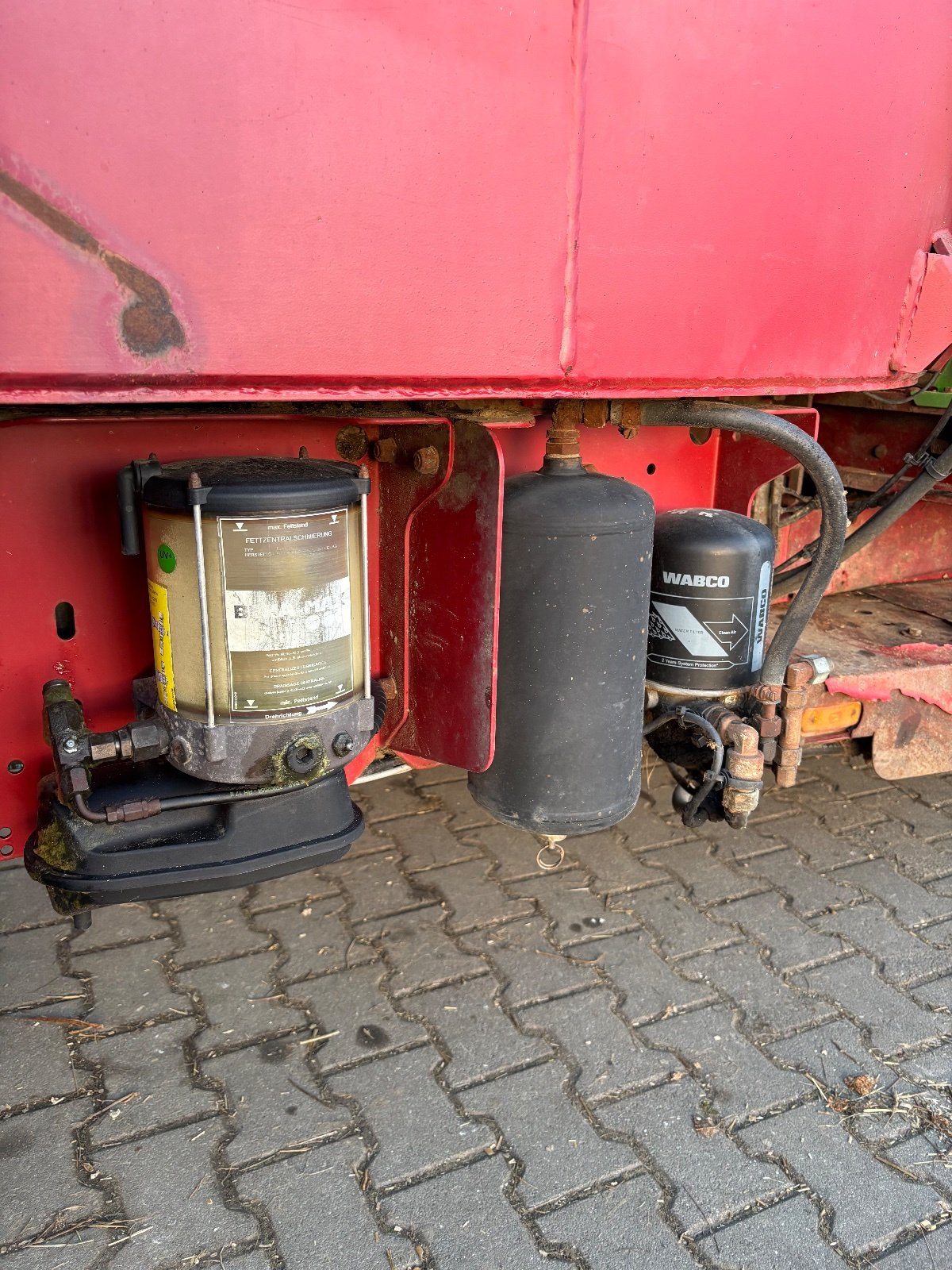 Selbstfahrer Futtermischwagen от тип Strautmann Verti-Mix 1401 SF Double, Gebrauchtmaschine в Deggenhausertal  (Снимка 22)