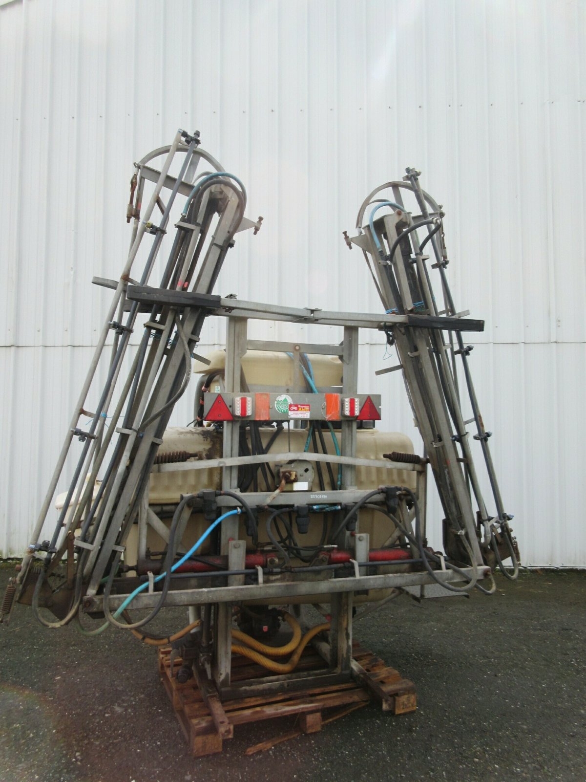 Selbstfahrspritze typu AGUIRRE PULVERISATEUR AGUIRRE 1000L, Gebrauchtmaschine v PLOUIGNEAU (Obrázek 5)