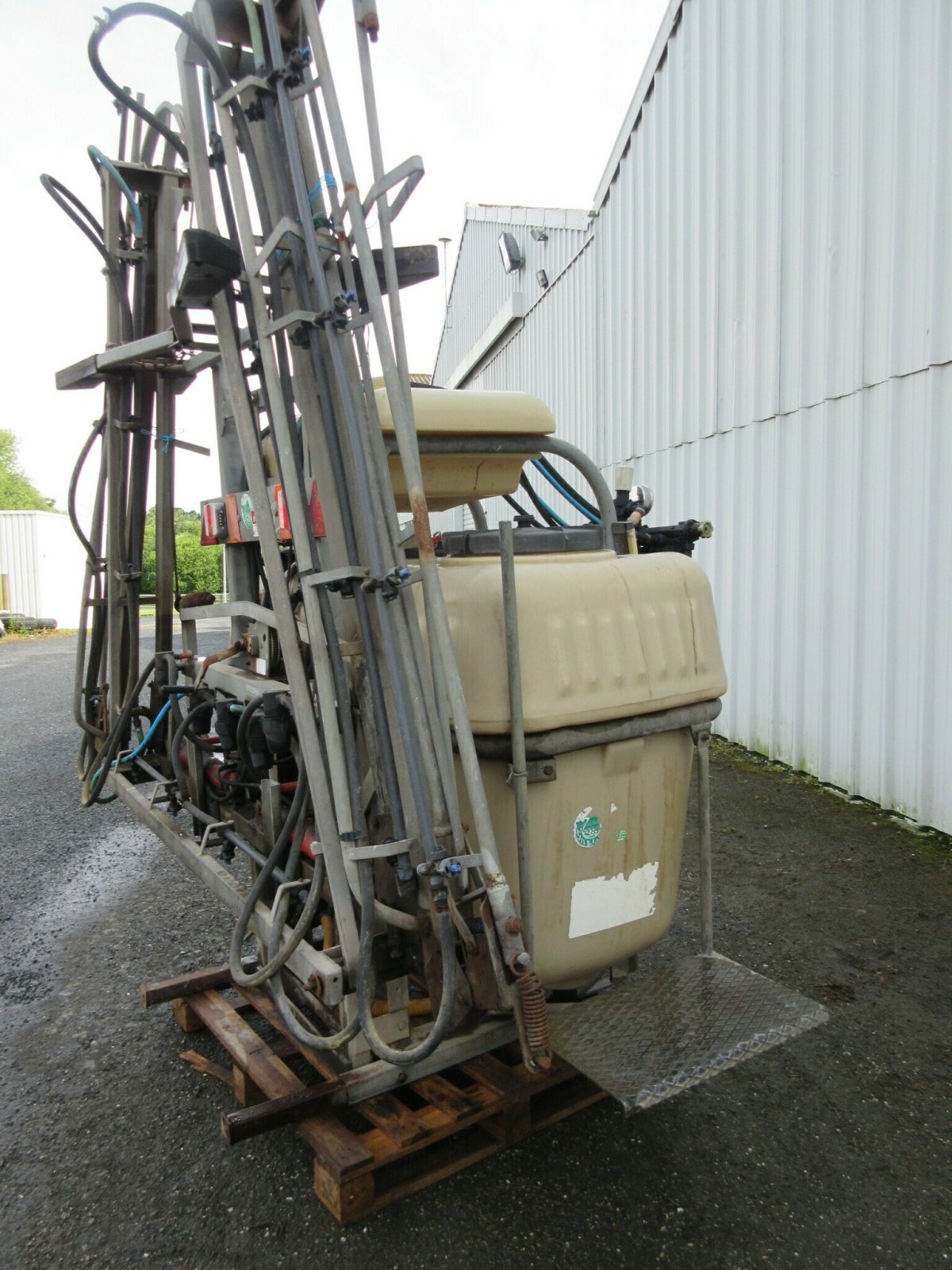 Selbstfahrspritze typu AGUIRRE PULVERISATEUR AGUIRRE 1000L, Gebrauchtmaschine v PLOUIGNEAU (Obrázek 7)