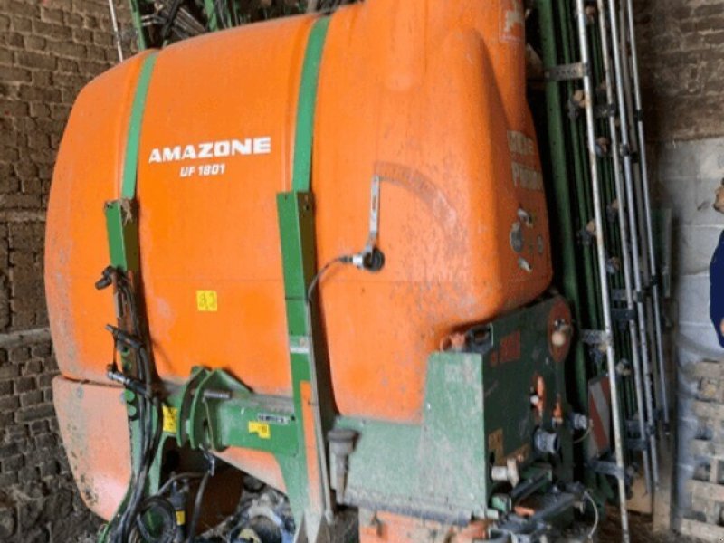 Selbstfahrspritze des Typs Amazone PULVERISATEUR UF 1801, Gebrauchtmaschine in Hauteroche (Bild 1)