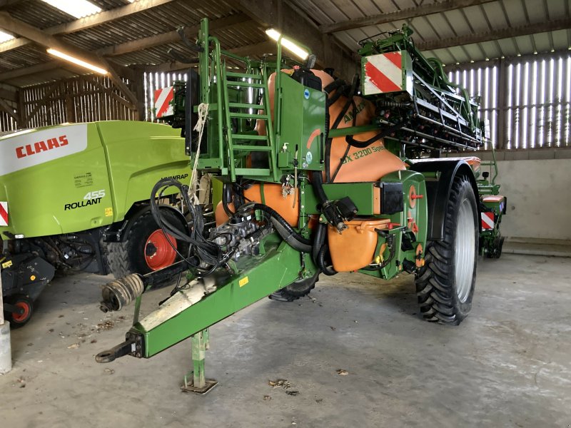 Selbstfahrspritze typu Amazone PULVERISATEUR UX 3200 SPL 30, Gebrauchtmaschine v ST CLEMENT DE LA PLACE (Obrázok 1)