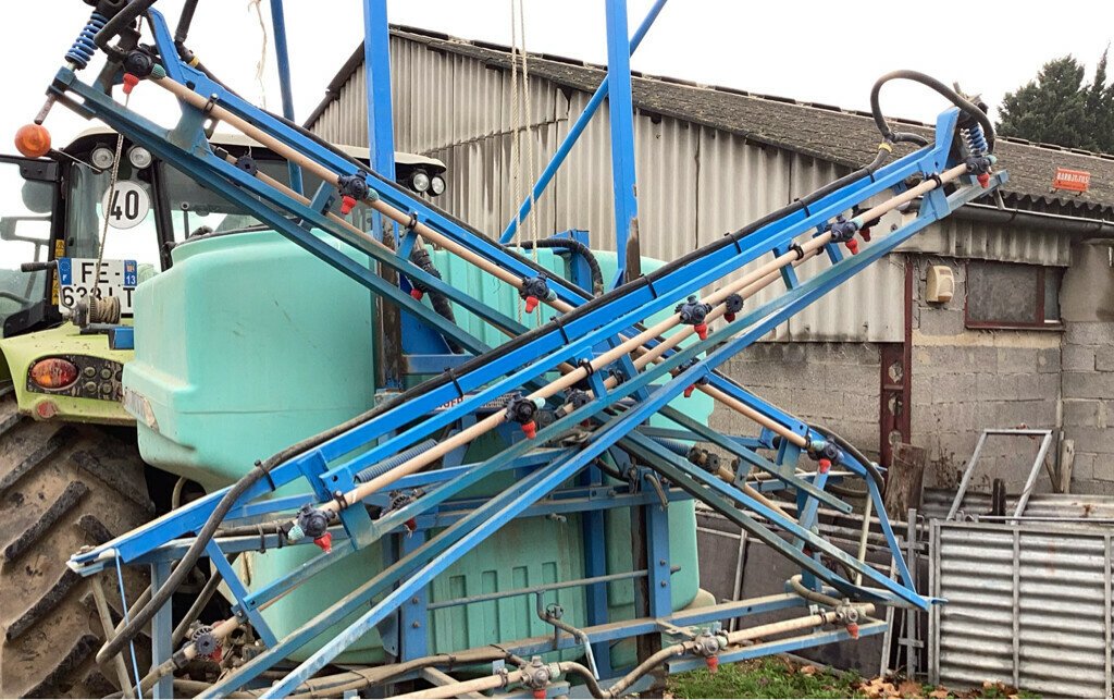 Selbstfahrspritze типа Berthoud 1000 L BERTHOUD, Gebrauchtmaschine в SAINT ANDIOL (Фотография 11)