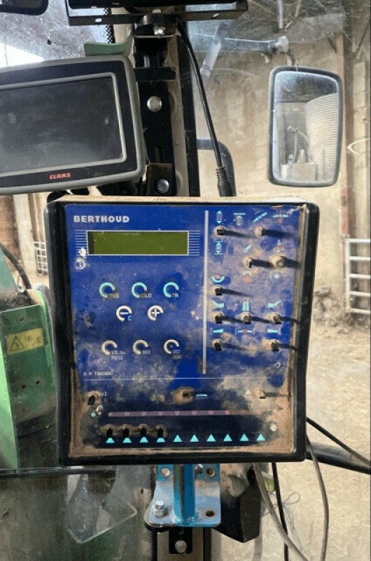 Selbstfahrspritze des Typs Berthoud MAXXOR 32-34, Gebrauchtmaschine in LAIGNES (Bild 5)