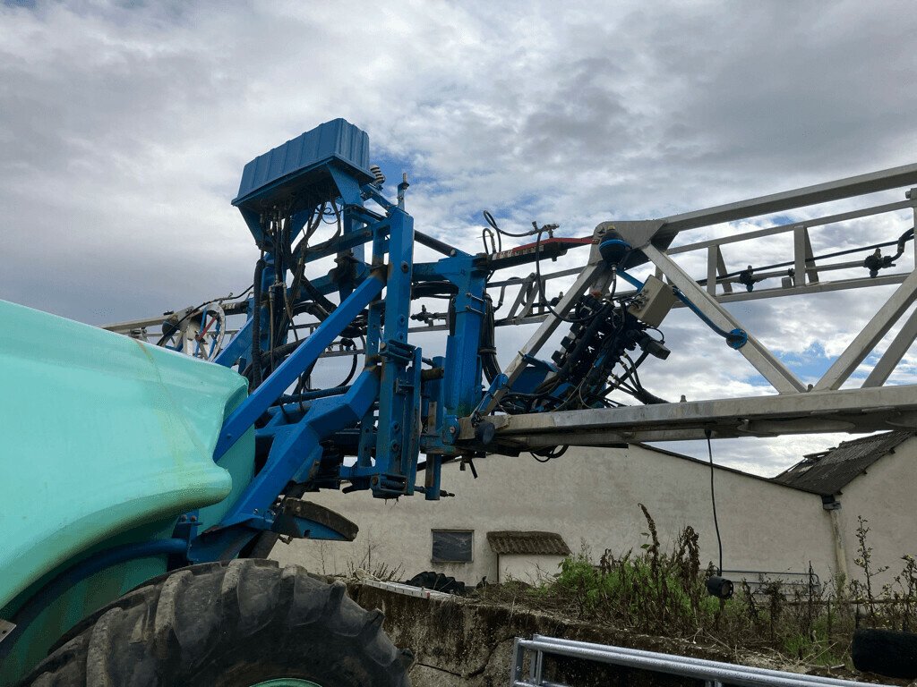 Selbstfahrspritze des Typs Berthoud TENOR 55/60, Gebrauchtmaschine in VAROIS & CHAIGNOT (Bild 2)