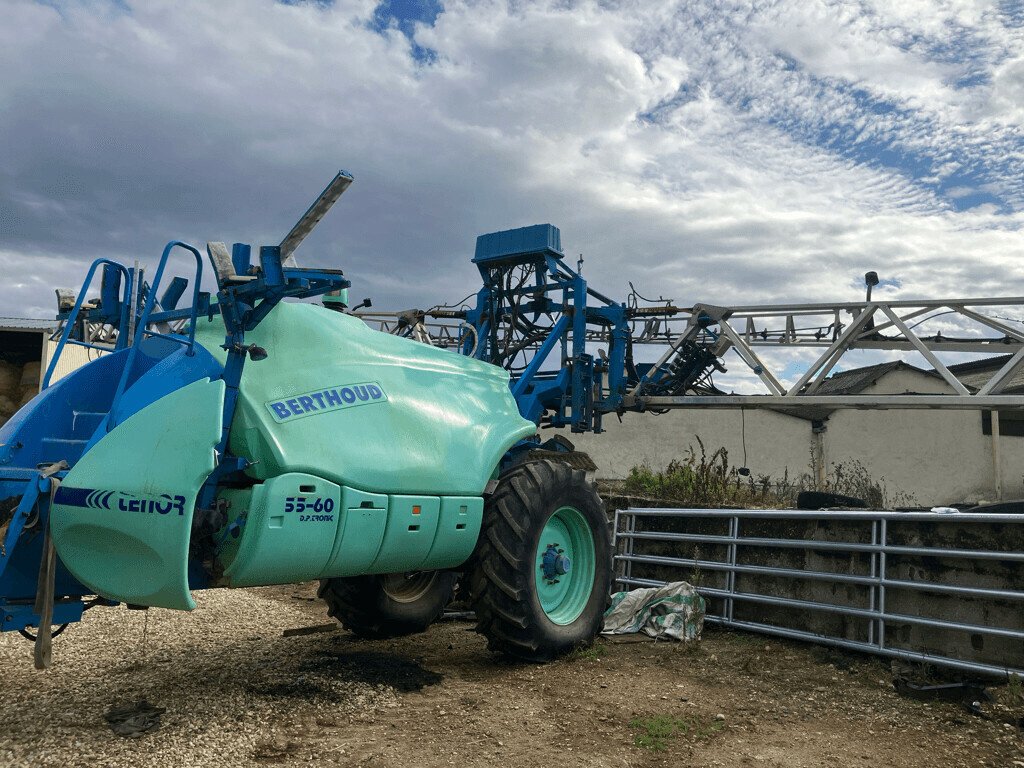 Selbstfahrspritze des Typs Berthoud TENOR 55/60, Gebrauchtmaschine in VAROIS & CHAIGNOT (Bild 1)