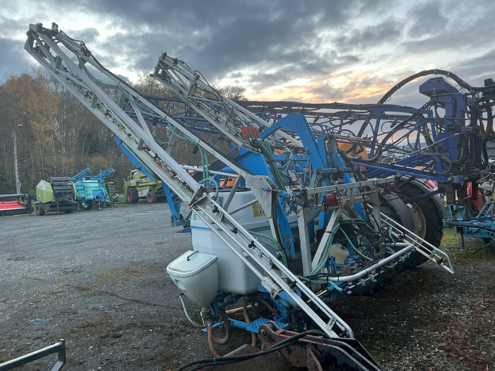 Selbstfahrspritze del tipo Blanchard PROFIL 1200, Gebrauchtmaschine In ST CLEMENT DE LA PLACE (Immagine 3)