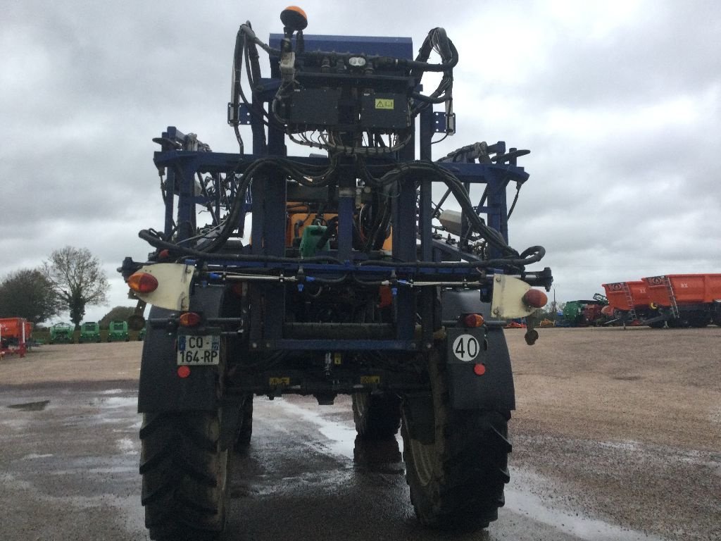 Selbstfahrspritze des Typs Caruelle 4240, Gebrauchtmaschine in LISIEUX (Bild 6)