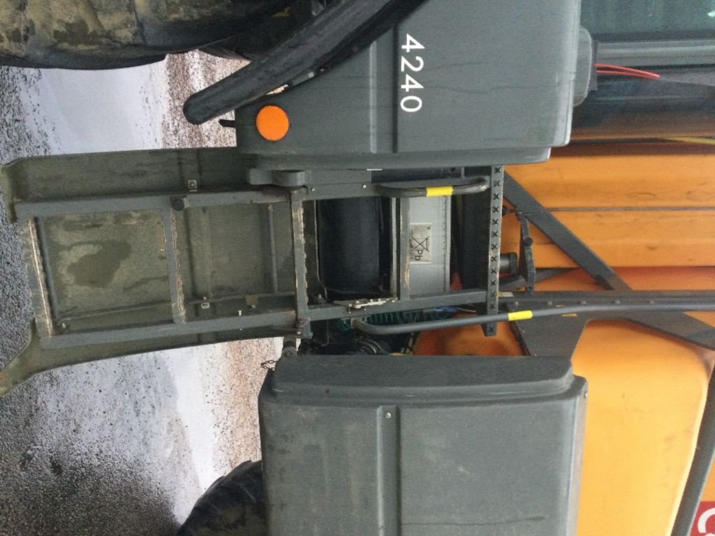 Selbstfahrspritze des Typs Caruelle 4240, Gebrauchtmaschine in LISIEUX (Bild 4)