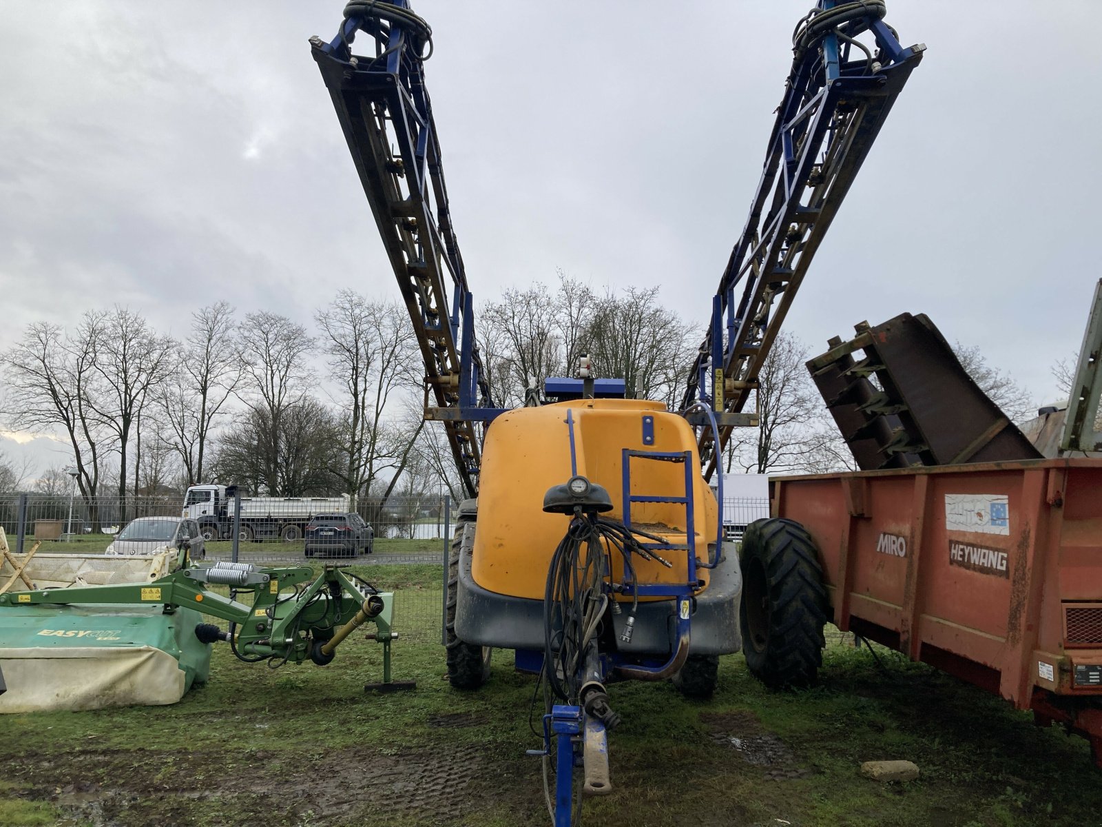 Selbstfahrspritze typu Caruelle OLYMPIA 320 S, Gebrauchtmaschine v ST CLEMENT DE LA PLACE (Obrázek 2)