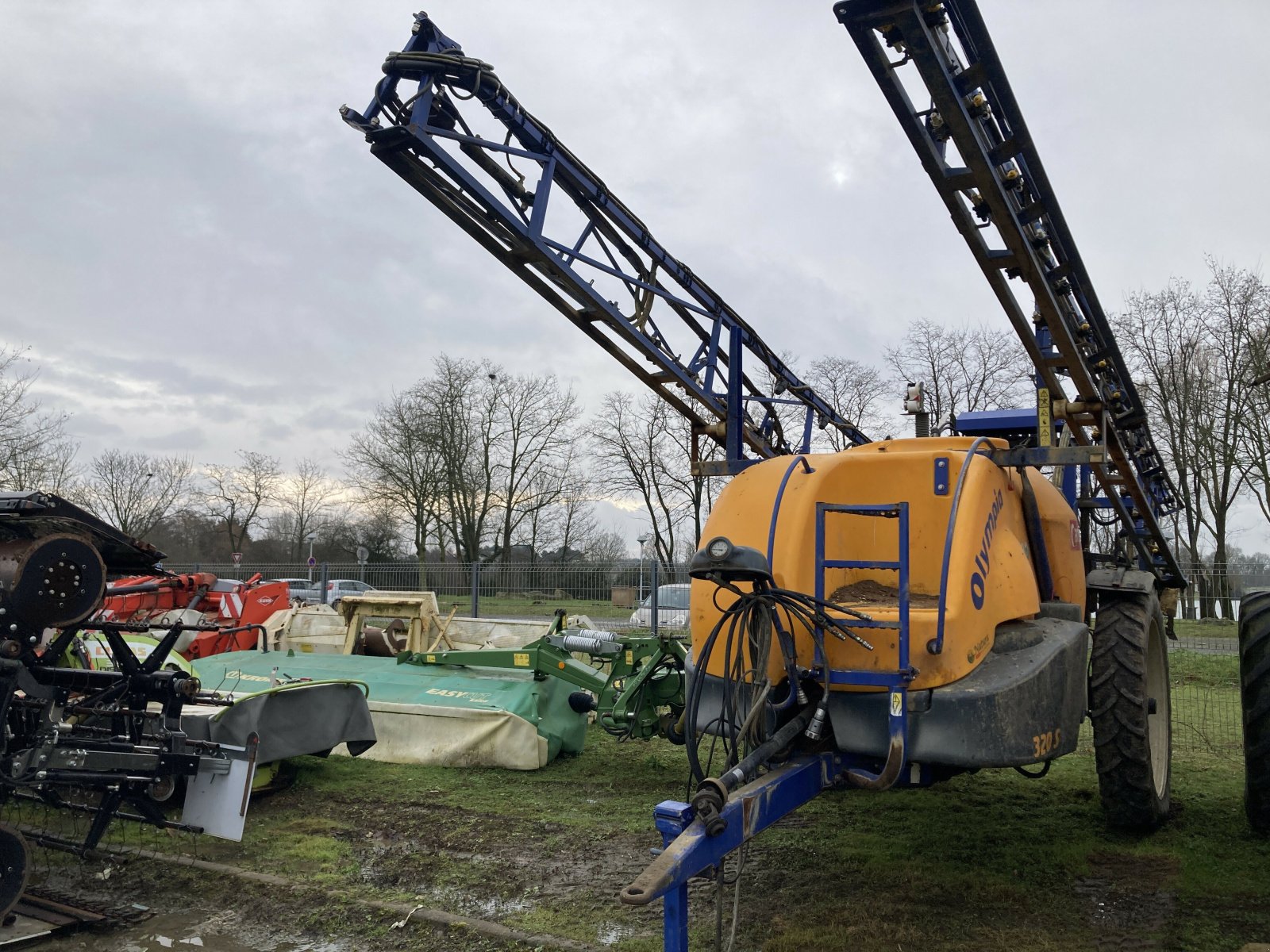 Selbstfahrspritze typu Caruelle OLYMPIA 320 S, Gebrauchtmaschine v ST CLEMENT DE LA PLACE (Obrázek 3)
