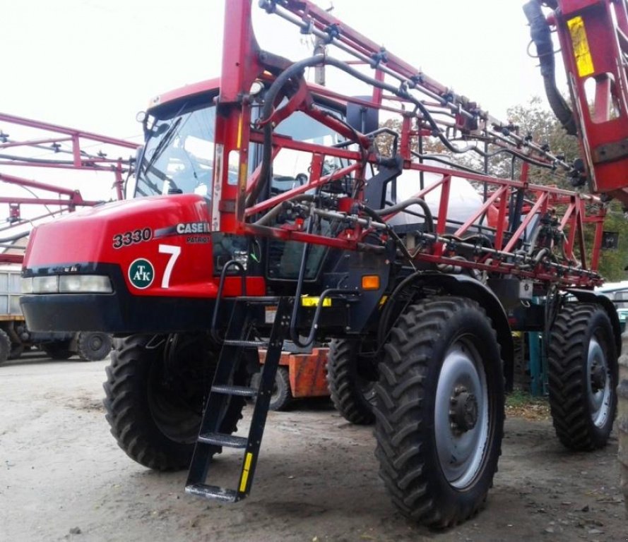 Selbstfahrspritze del tipo Case IH SPX 3330, Gebrauchtmaschine In Любар (Immagine 1)
