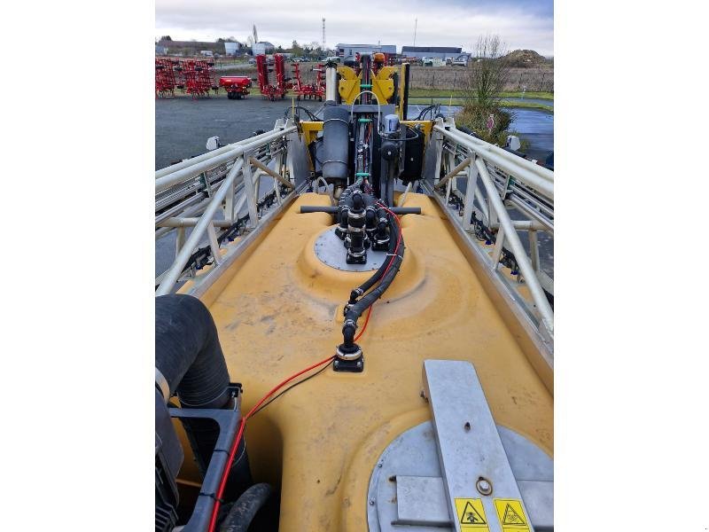Selbstfahrspritze del tipo Challenger RG635C, Gebrauchtmaschine en BRAY en Val (Imagen 11)