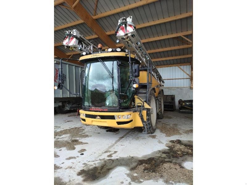 Selbstfahrspritze tip Challenger ROGATOR RG655, Gebrauchtmaschine in CHATEAUBRIANT CEDEX (Poză 2)