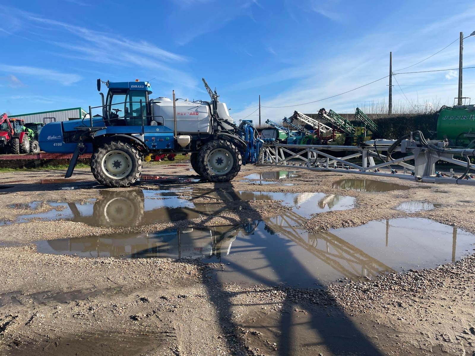 Selbstfahrspritze del tipo Evrard ALPHA PLUS 4100, Gebrauchtmaschine en BOSC LE HARD (Imagen 8)