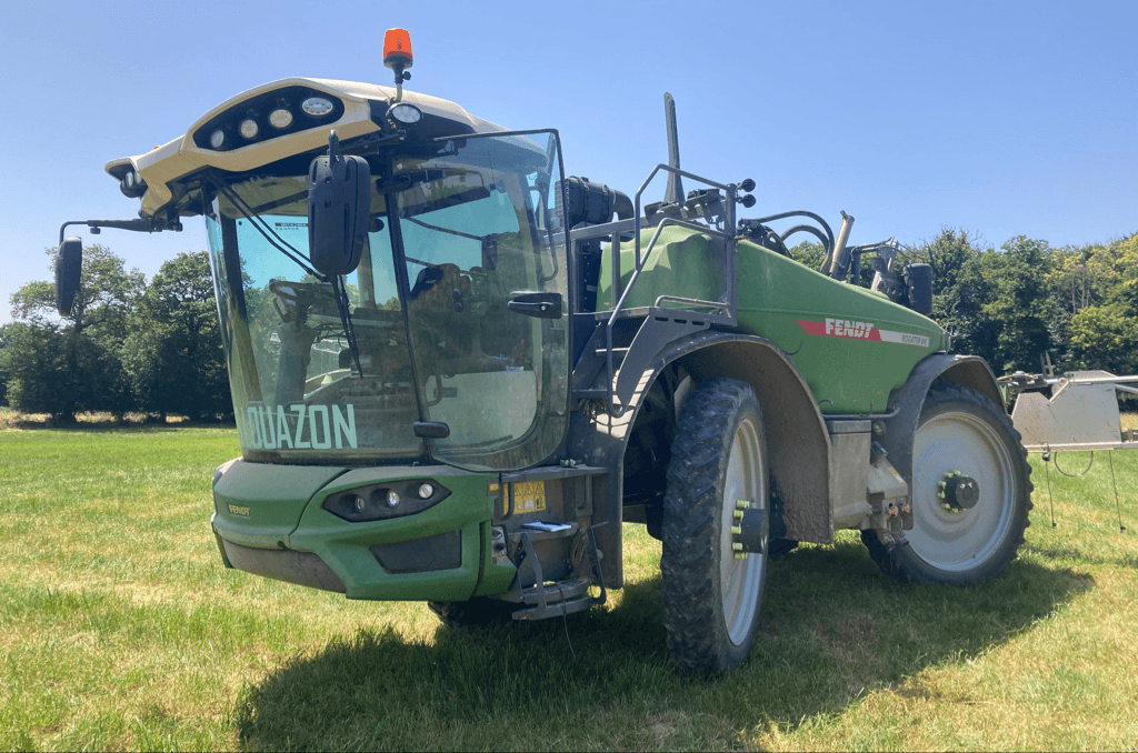 Selbstfahrspritze des Typs Fendt ROGATOR, Gebrauchtmaschine in TREMEUR (Bild 2)