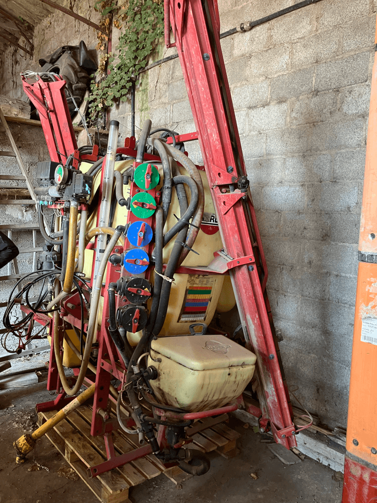 Selbstfahrspritze tip Hardi 800L, Gebrauchtmaschine in SAINT ANDIOL (Poză 1)