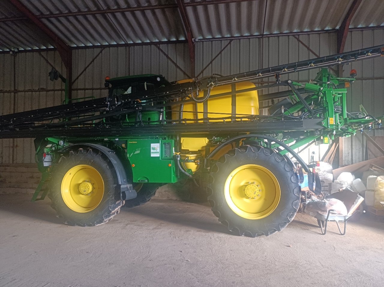 Selbstfahrspritze des Typs John Deere 4050i, Gebrauchtmaschine in Gondrecourt-le-Château (Bild 4)