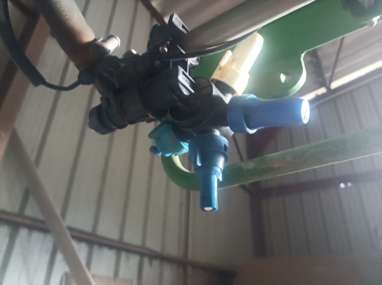 Selbstfahrspritze des Typs John Deere 4050i, Gebrauchtmaschine in Gondrecourt-le-Château (Bild 8)