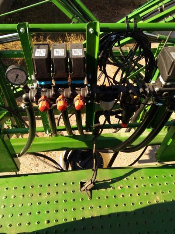 Selbstfahrspritze del tipo John Deere 6000, Neumaschine In Київ (Immagine 7)