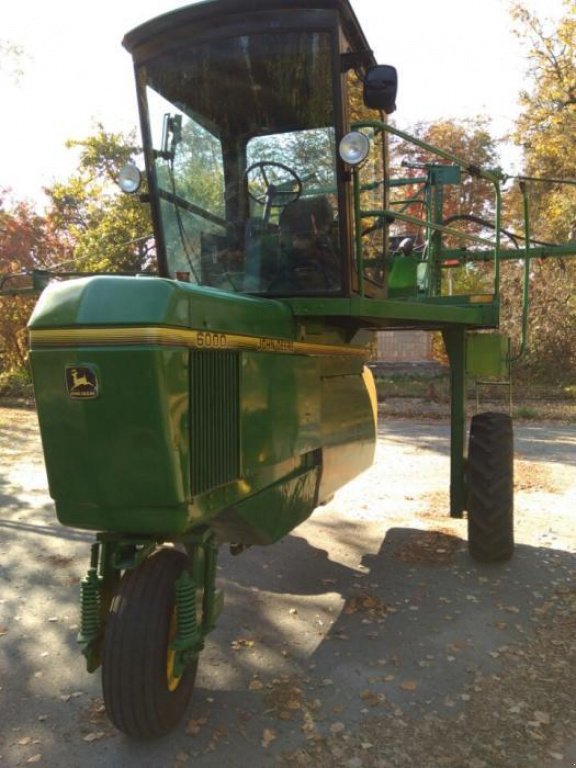 Selbstfahrspritze del tipo John Deere 6000, Neumaschine In Київ (Immagine 1)