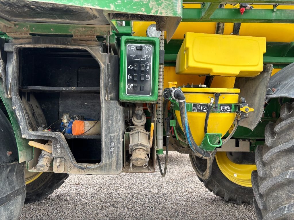 Selbstfahrspritze typu John Deere R4040 i, Gebrauchtmaschine v VERT TOULON (Obrázek 9)