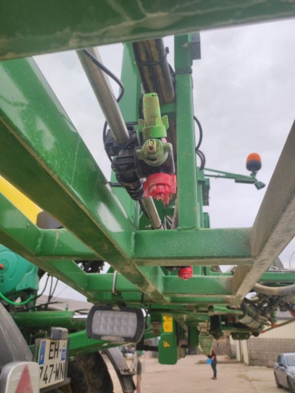 Selbstfahrspritze typu John Deere R4040i, Gebrauchtmaschine v VOVES (Obrázek 3)
