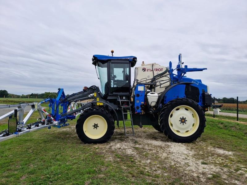 Selbstfahrspritze typu Matrot HELLIOS3, Gebrauchtmaschine v BRAY en Val (Obrázek 1)